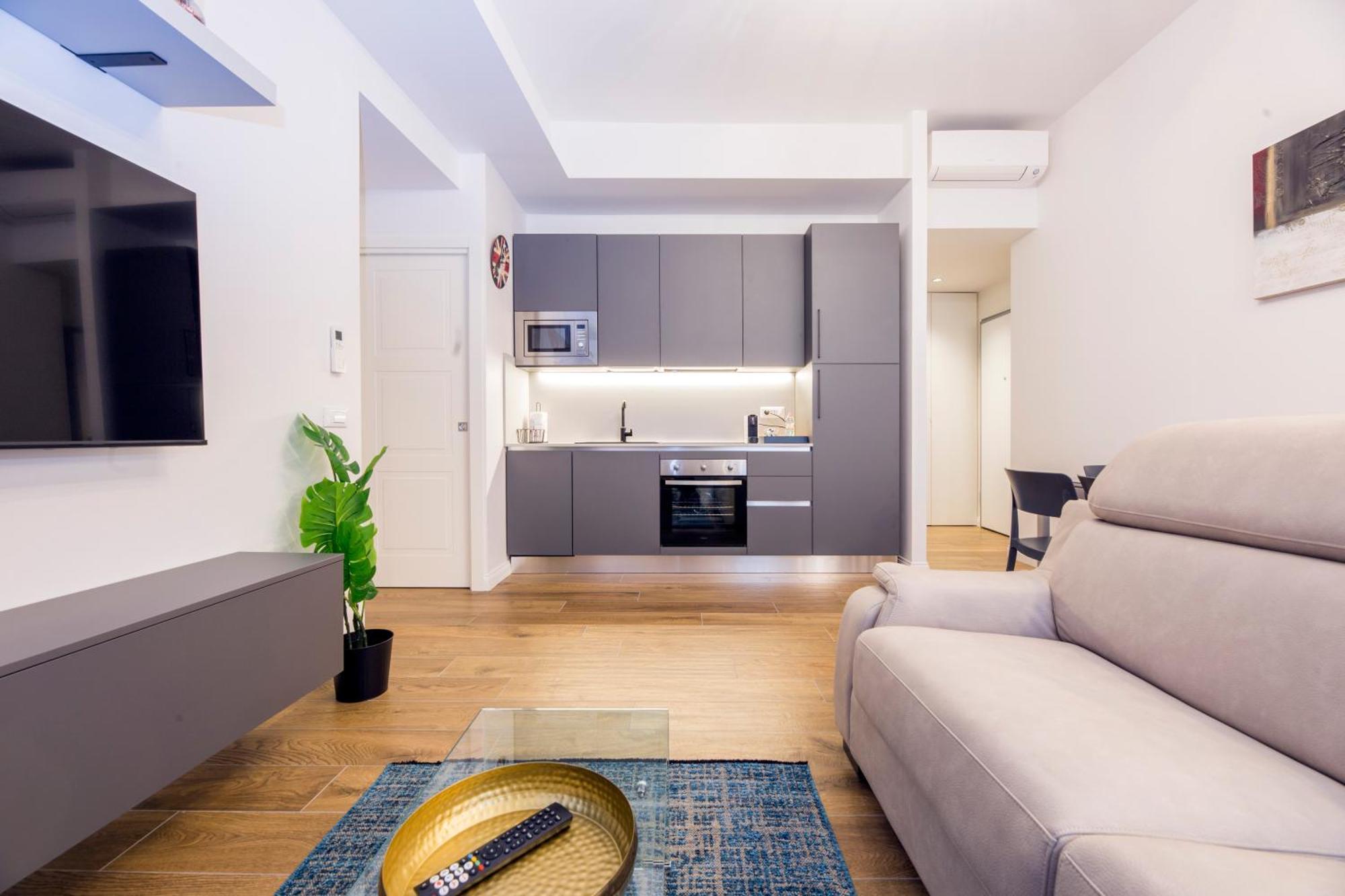 Joivy Chic In Piazza Dante, Apartment Genoa